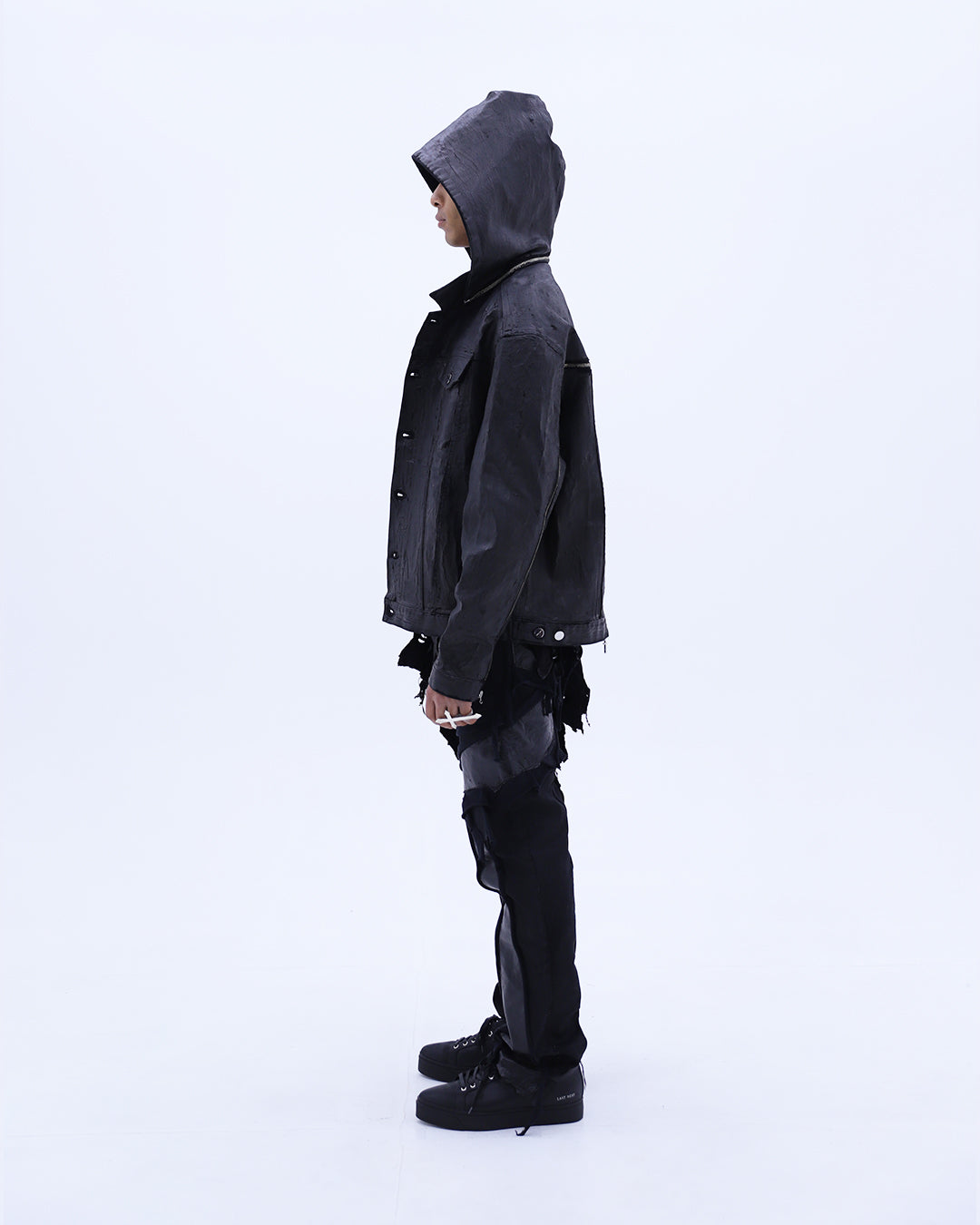 Hard Coating Cross Bomber Jacket / Black
