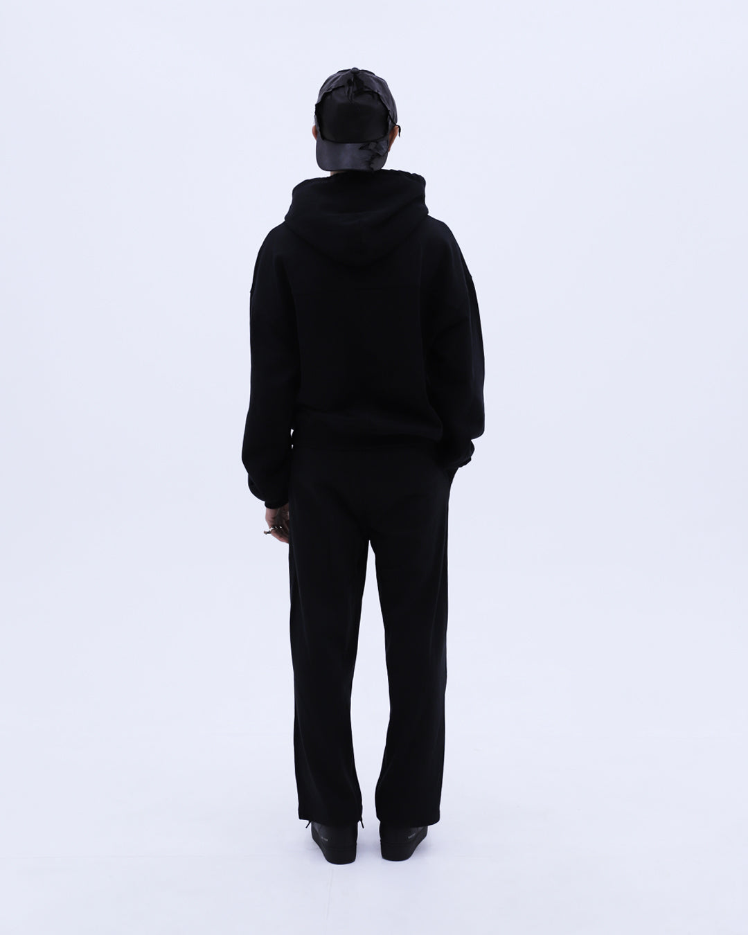 Emblem Logo Sweat Pants / Black
