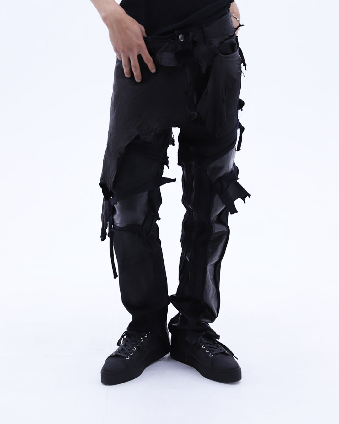 Dressy Sneaker / Black