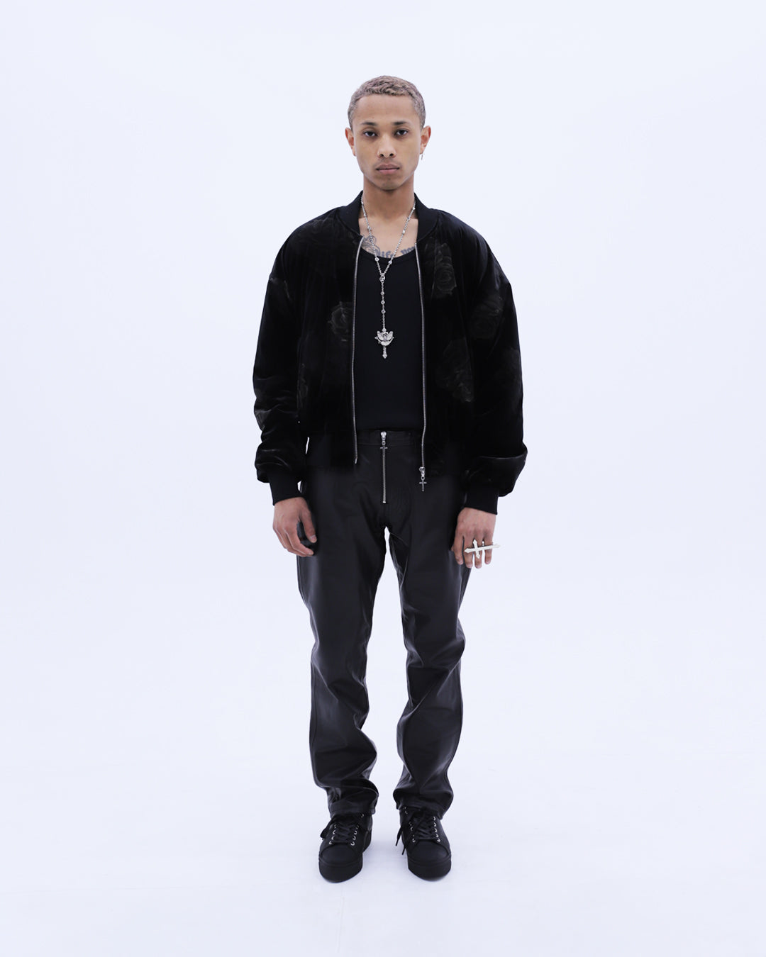 Rose Velvet Bomber Jacket / Black