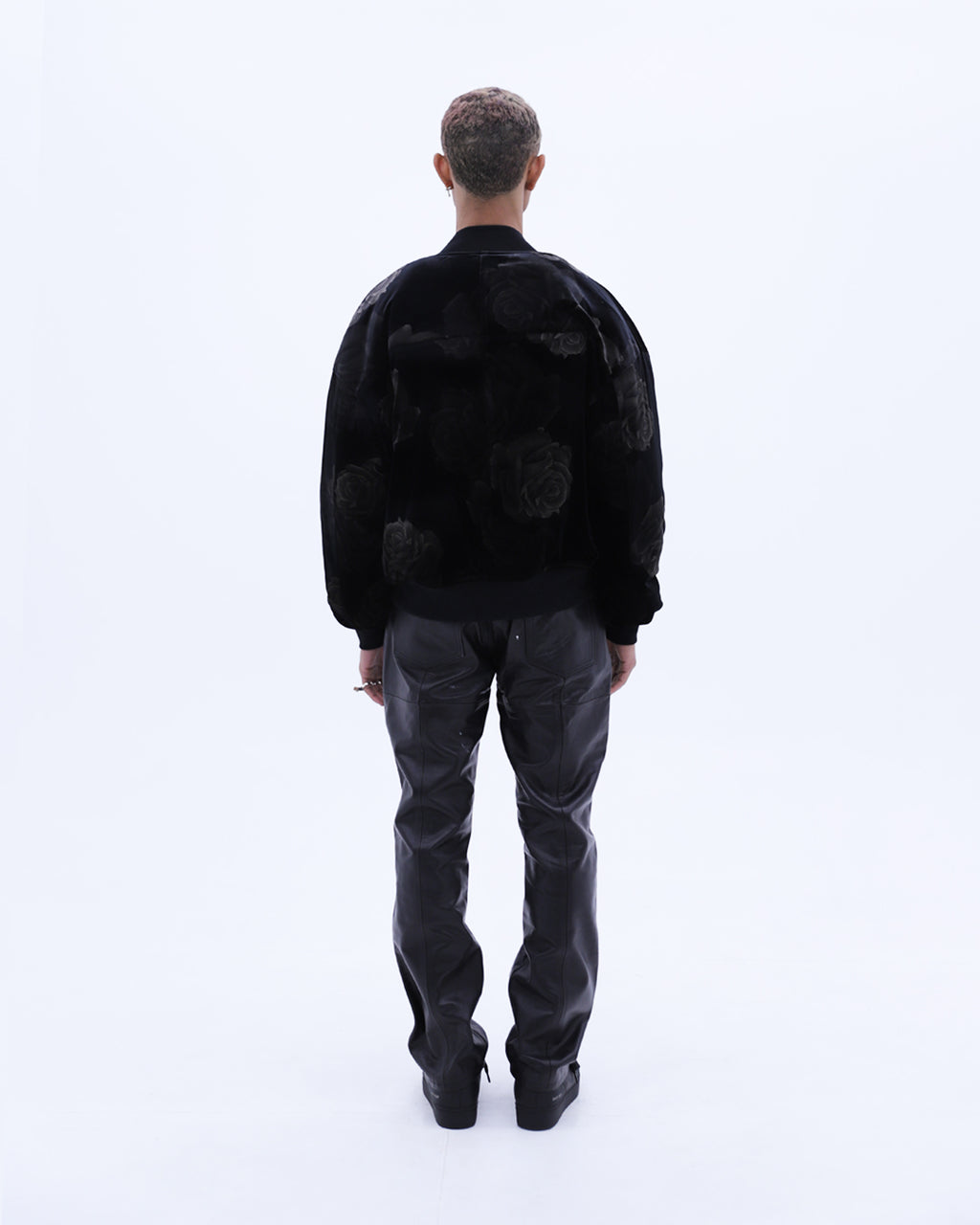 Rose Velvet Bomber Jacket / Black
