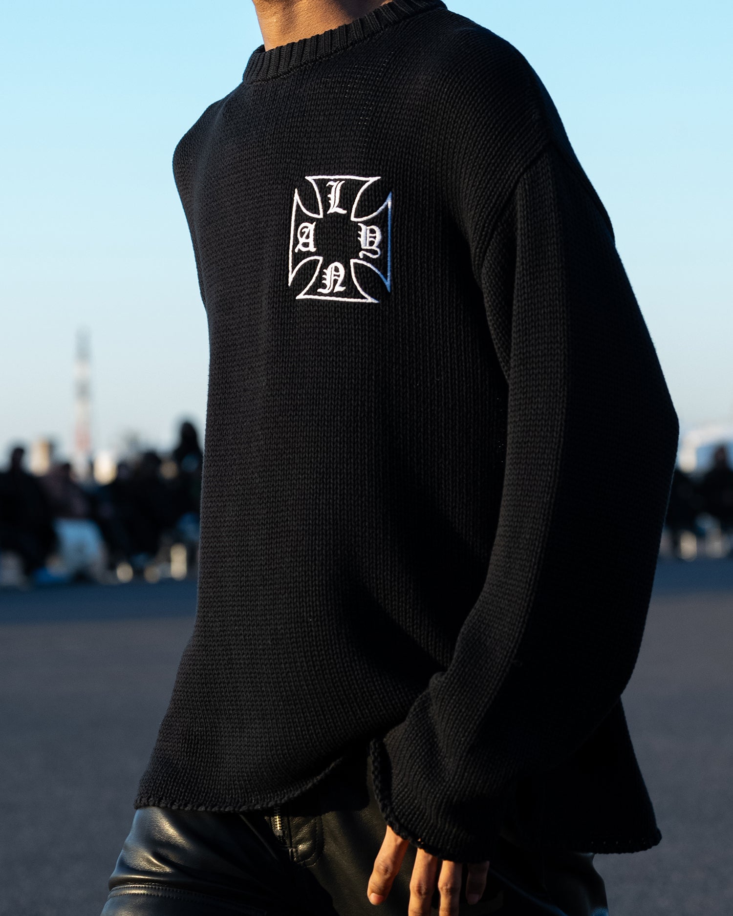L.N.A.Y Cross Knit / Black