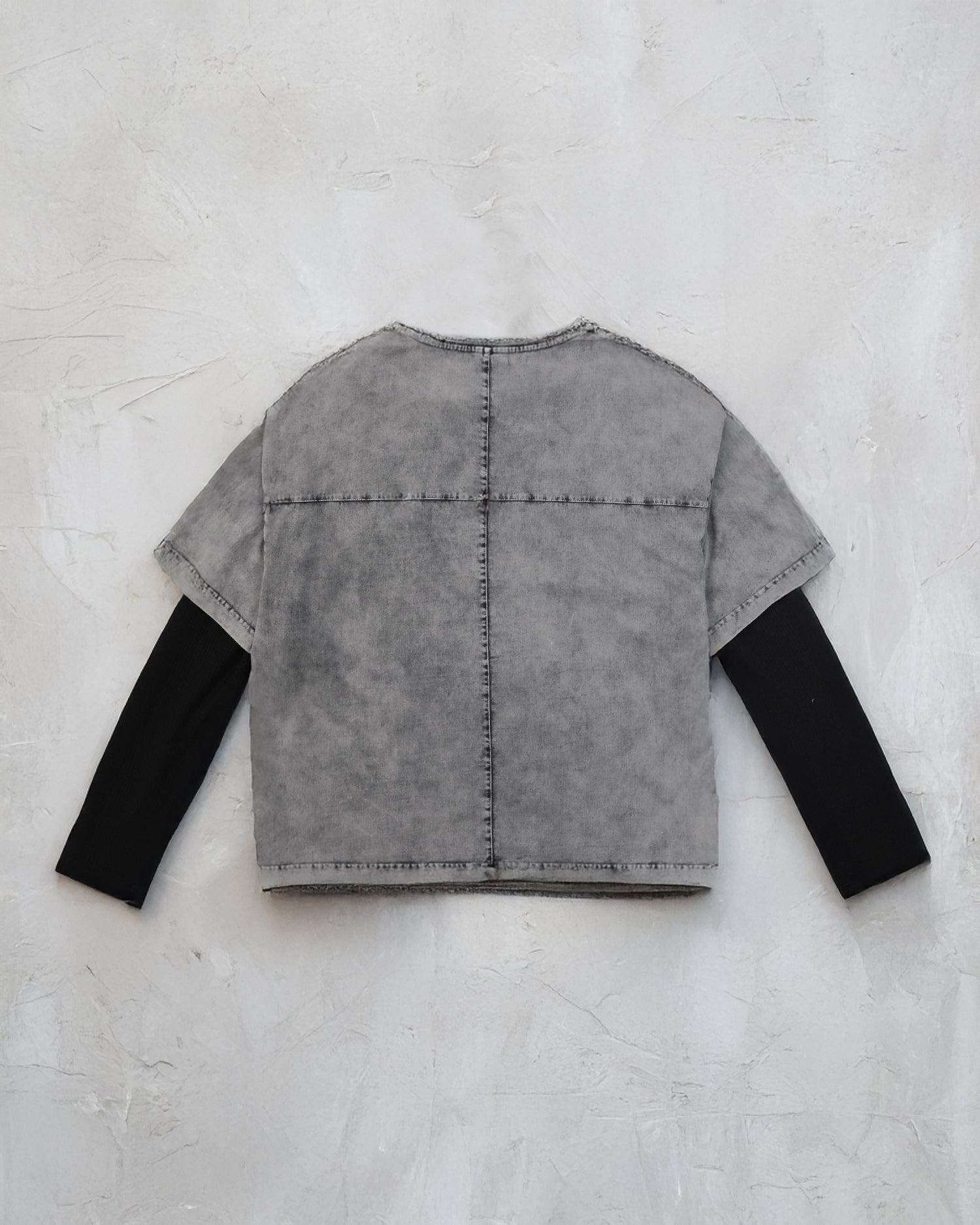 Layered T-shirts / Black｜LAST NEST Official Online Site