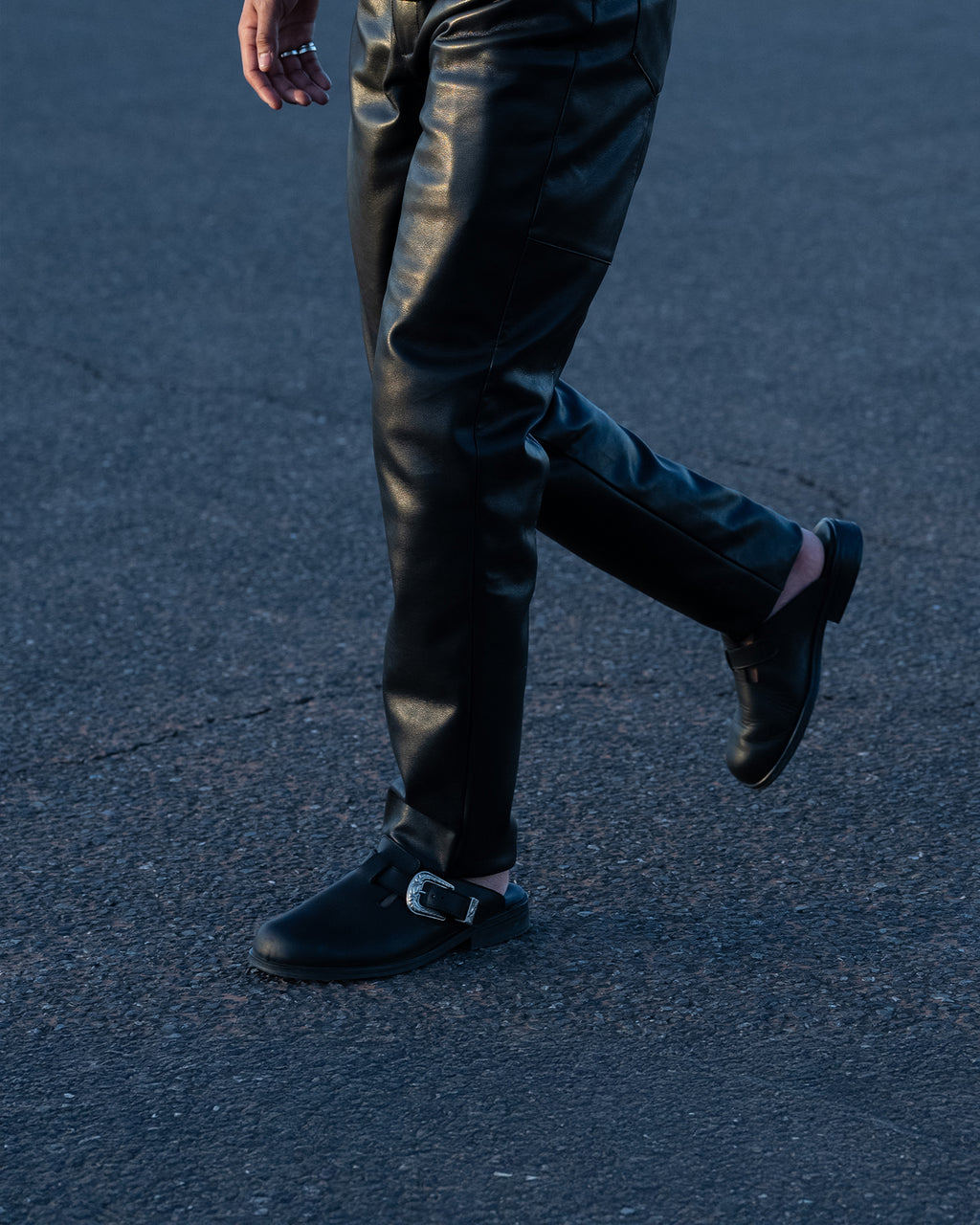 Mule / Black