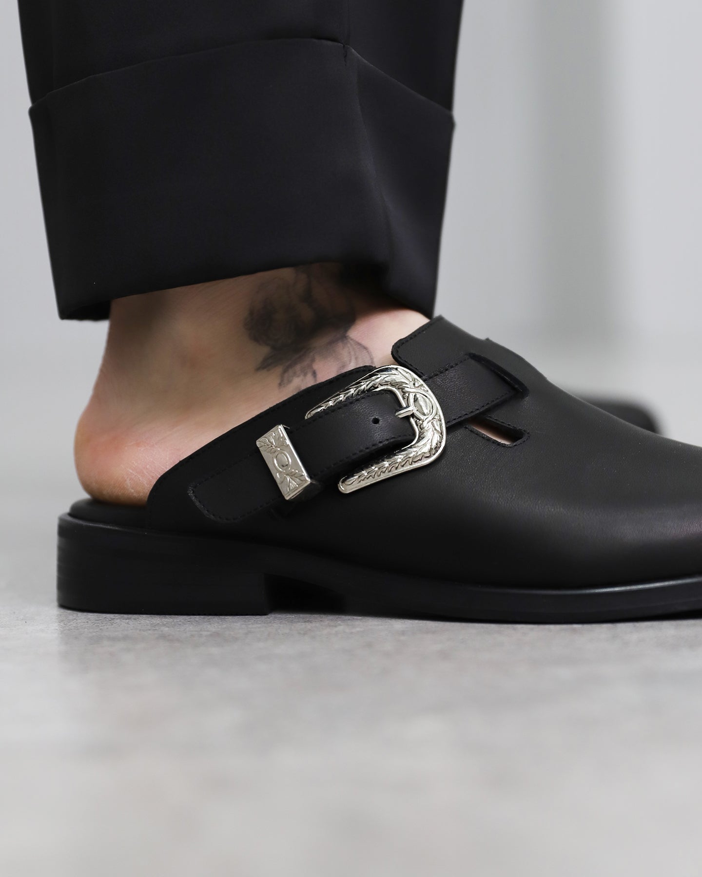 LAST NEST Mule （Black） - Osaka / Kyoto Stores, Ship Worldwide