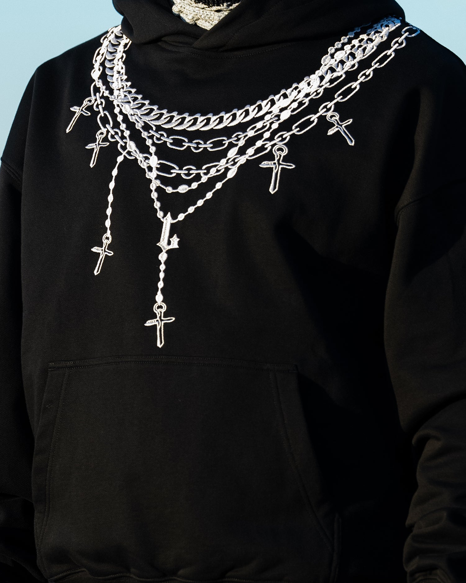 Necklace Hoodie / Black