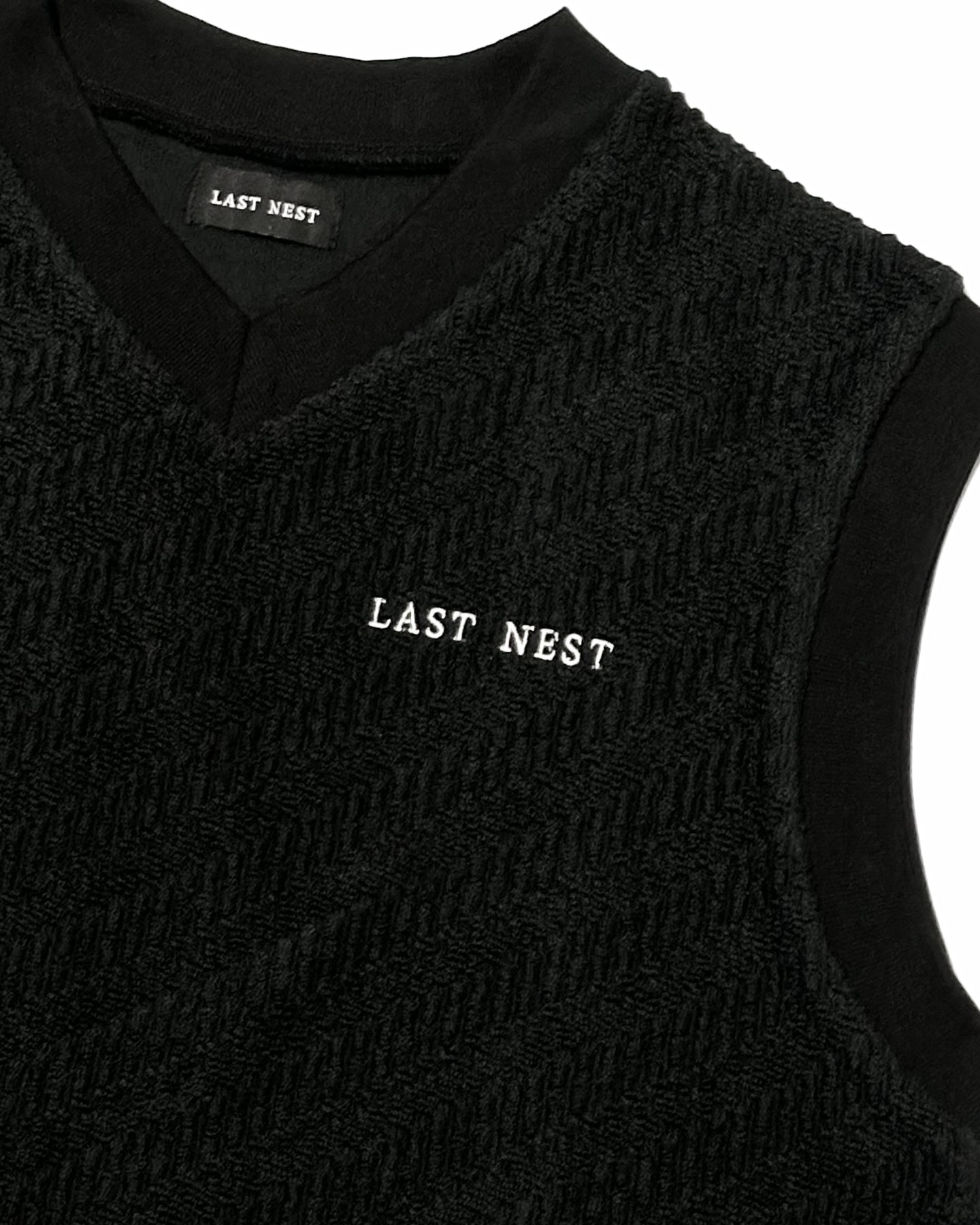 Logo Emb Knit Vest / Black