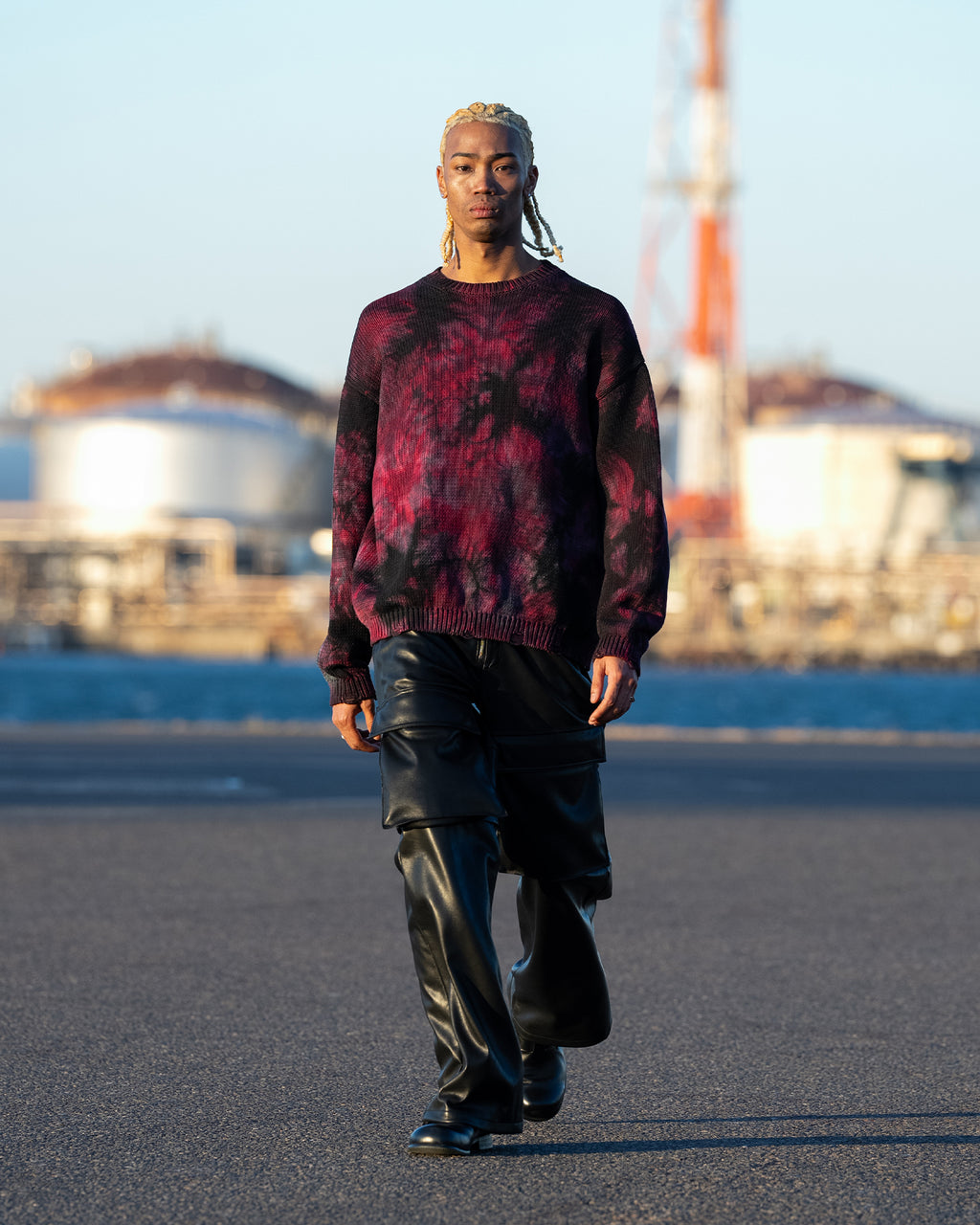 Tie-Dye Crewneck Sweater / Wine